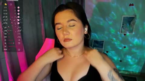 Snapshot of jennie_berry chatting on September 2025 09:14:02 PM Jennie online show from September 2025 09:14:02 PM