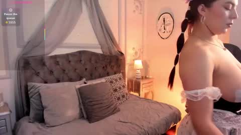 Jennie online show from October 2025 01:20:02 PM