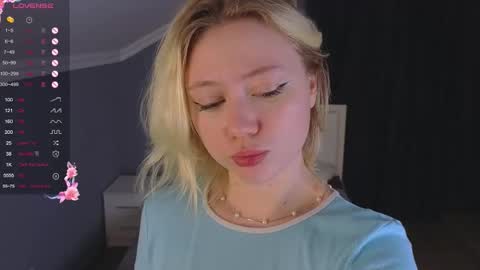 Snapshot of jennifer_mathis chatting on October 2025 06:31:02 PM jennifer_mathis online show from October 2025 06:31:02 PM