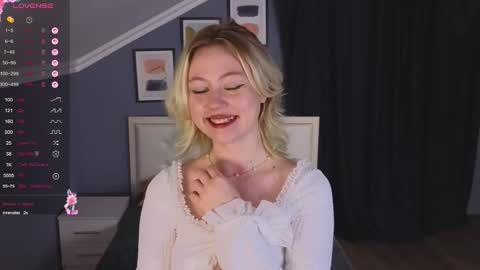 Snapshot of jennifer_mathis chatting on November 2025 04:16:01 PM jennifer_mathis online show from November 2025 04:16:01 PM