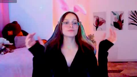 Snapshot of jenniferkiim chatting on December 2025 11:48:01 AM jenniferkiim online show from December 2025 11:48:01 AM