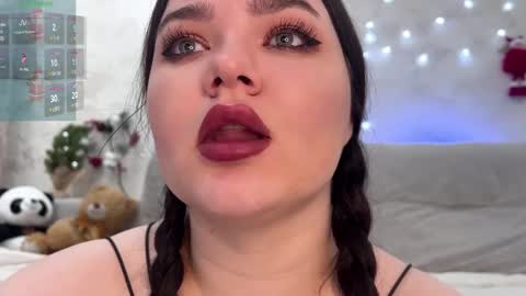 Mila online show from December 2024 10:16:01 PM