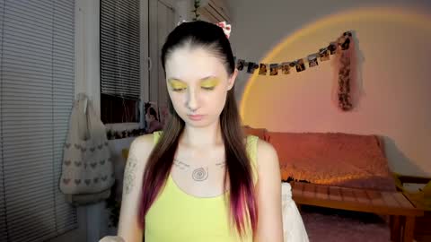 Jennifer Jenny Darling   online show from December 2024 07:23:01 PM