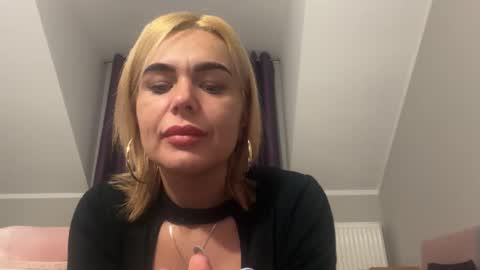 Jenny online show from December 2024 11:12:01 AM