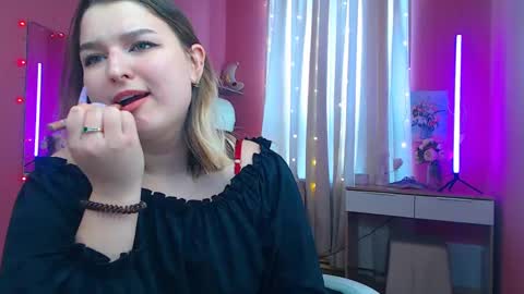jenny_smitx online show from March 2025 10:22:02 AM