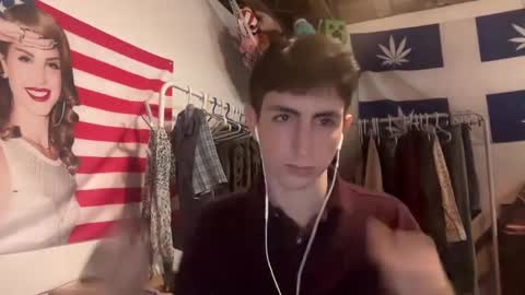 Angel online show from September 2025 08:03:01 PM