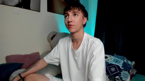 Snapshot of jeremy_salvatore_ chatting on December 2024 08:00:02 AM jero independent model online show from December 2024 08:00:02 AM