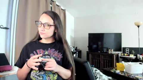 Snapshot of jerilynn chatting on October 2025 11:06:01 AM Jeri Lynn online show from October 2025 11:06:01 AM