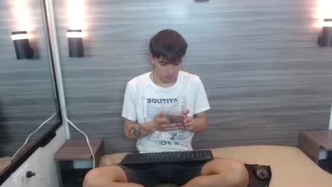 Snapshot of jerom_xx chatting on October 2025 07:44:02 PM Jerom xx online show from October 2025 07:44:02 PM