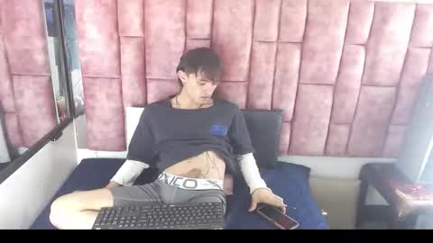 Snapshot of jerom_xx chatting on October 2025 09:16:01 PM Jerom xx online show from October 2025 09:16:01 PM