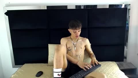 Snapshot of jerom_xx chatting on November 2025 07:36:02 PM Jerom xx online show from November 2025 07:36:02 PM