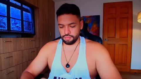 jerome3773 online show from December 2025 06:35:02 PM