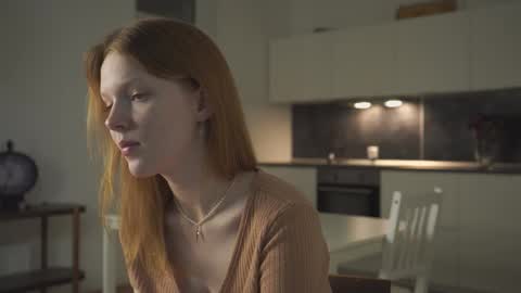 Molly online show from October 2025 03:10:02 PM