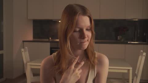 Molly online show from October 2025 03:12:01 PM