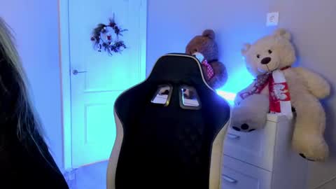 Snapshot of jess1ca_rabb1t chatting on December 2024 11:12:02 AM jess1ca_rabb1t online show from December 2024 11:12:02 AM