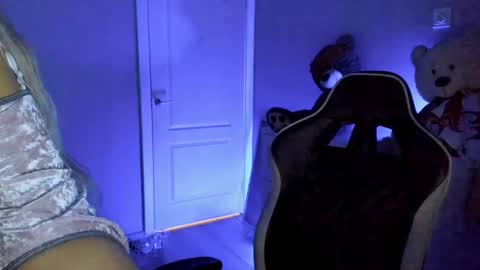 Snapshot of jess1ca_rabb1t chatting on January 2025 11:44:02 AM jess1ca_rabb1t online show from January 2025 11:44:02 AM