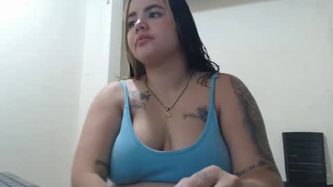 jess_beaut online show from October 2025 12:22:01 AM