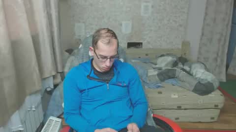 Jess online show from October 2025 12:42:02 PM