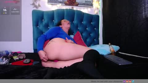 Snapshot of jessi1986_ chatting on February 2025 03:49:02 PM Jessie online show from February 2025 03:49:02 PM