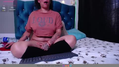 Snapshot of jessi1986_ chatting on February 2025 04:26:01 PM Jessie online show from February 2025 04:26:01 PM