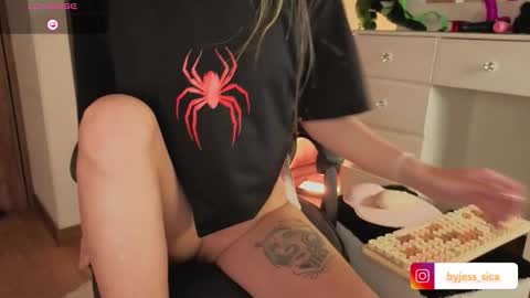 Snapshot of jessica__04 chatting on November 2025 02:21:01 AM jessica__04 online show from November 2025 02:21:01 AM