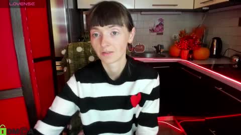 jessicaforris online show from October 2025 06:57:01 AM