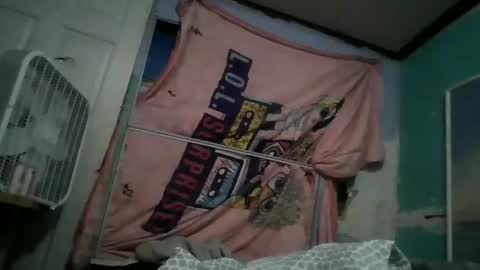 Snapshot of jessicarabbits4 chatting on December 2024 11:02:02 PM dovedianna online show from December 2024 11:02:02 PM