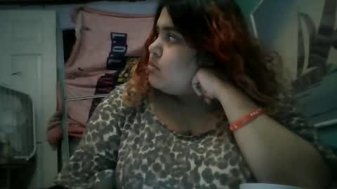 Snapshot of jessicarabbits4 chatting on March 2025 01:42:02 AM dovedianna online show from March 2025 01:42:02 AM