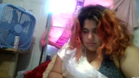 Snapshot of jessicarabbits4 chatting on September 2025 11:38:02 PM dovedianna online show from September 2025 11:38:02 PM