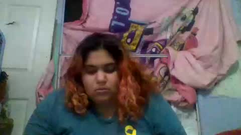 Snapshot of jessicarabbits4 chatting on October 2025 01:15:01 AM dovedianna online show from October 2025 01:15:01 AM