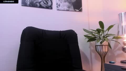 Snapshot of jessid_cutson chatting on January 2025 08:56:02 PM Jessid online show from January 2025 08:56:02 PM