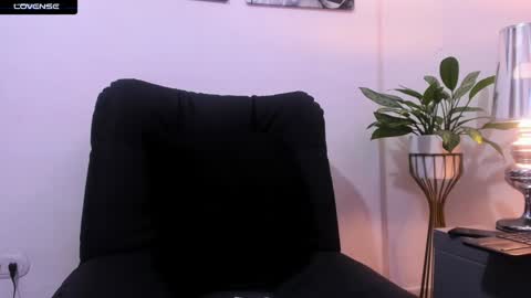 Snapshot of jessid_cutson chatting on February 2025 09:13:01 PM Jessid online show from February 2025 09:13:01 PM