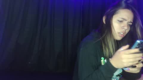 Snapshot of jessie_wild chatting on January 2025 03:51:01 AM jessie_wild online show from January 2025 03:51:01 AM