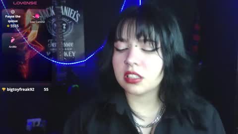jessie_wild online show from November 2025 04:01:02 AM