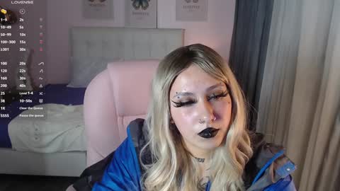 Snapshot of jessie_williams_01 chatting on December 2024 10:48:01 AM Your Sweet Angel online show from December 2024 10:48:01 AM