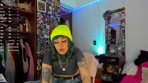 Snapshot of jessie_williams_01 chatting on February 2025 08:35:02 PM Your Sweet Angel online show from February 2025 08:35:02 PM