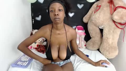 Jessie Big Boobs online show from November 2025 12:04:01 PM