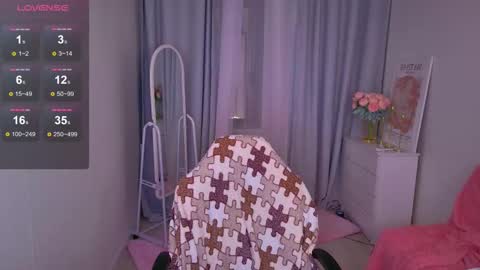 Snapshot of jessiestarz chatting on November 2025 02:20:02 PM Jessi online show from November 2025 02:20:02 PM