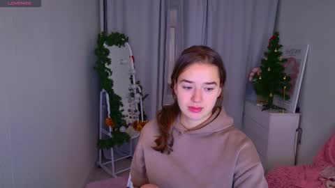 Snapshot of jessiestarz chatting on December 2025 01:38:02 PM Jessi online show from December 2025 01:38:02 PM