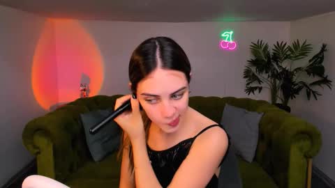 Jesskats online show from October 2025 06:09:01 AM