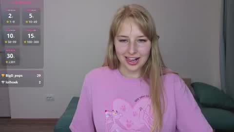 Jessy online show from September 2025 02:42:01 PM