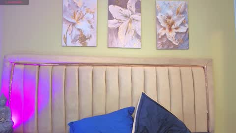 Jessy Mateus online show from October 2025 04:48:01 AM