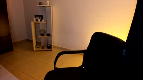 Miss Jessy online show from December 2024 10:41:01 PM