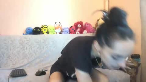 Snapshot of jessystarrr chatting on October 2025 06:58:02 AM Jessy online show from October 2025 06:58:02 AM