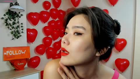 Hi all. My name is Naomi and Im glad to see you in my room  online show from February 2025 05:14:01 PM