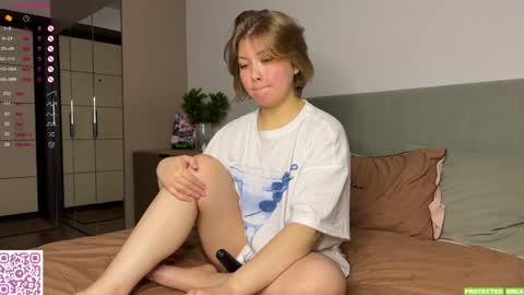 Mona online show from February 2025 03:04:01 PM