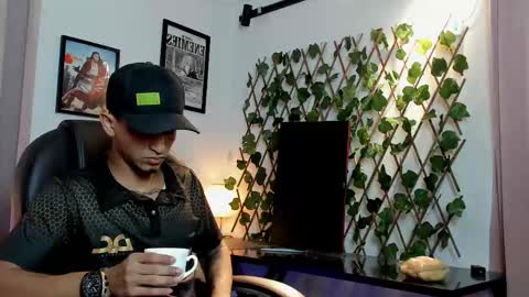Jeyk Alex online show from September 2025 03:38:02 PM
