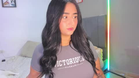 jhackelin  My independent account online show from October 2025 10:43:01 PM