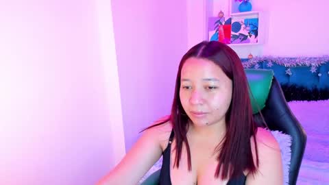 Jhiinny online show from December 2024 11:04:02 AM