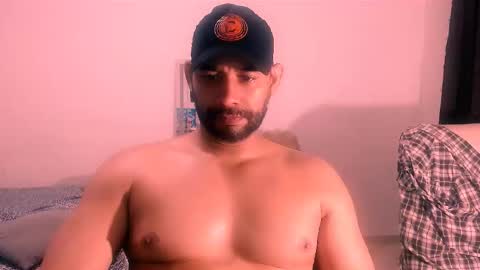 En moreno online show from November 2025 11:05:02 PM